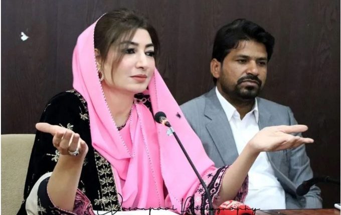 الزامات لگانا آسان لیکن ثبوت پیش کرنا مشکل ہوتا ہے، فرح عظیم شاہ کا ڈاکٹرعبدالمالک کے بیان پر ردعمل