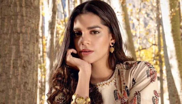 بھارتیوں کو پاکستان کے بارے میں کچھ پتا نہیں ،صنم سعید