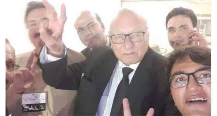 سینئر وکیل عبدا لطیف آفریدی قاتلانہ حملے میں جاں بحق