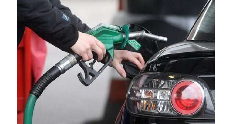 ملک بھر میں پٹرول اور ڈیزل کا وافر ذخیرہ موجود ہے