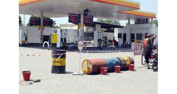 پٹرول پمپس کیخلاف کارروائی کا فیصلہ