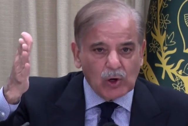 آئی ایم ایف معاہدے کے نتیجے میں ملک میں مزید مہنگائی ہوگی، وزیر اعظم