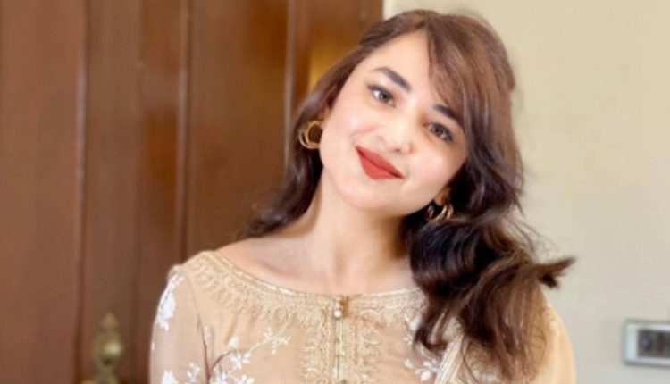ڈرامہ ’تیرے بن‘ میں سوئمنگ پول میں گرنے کے سین پر یمنیٰ زیدی نے اپنے دل کی بات بتا دی