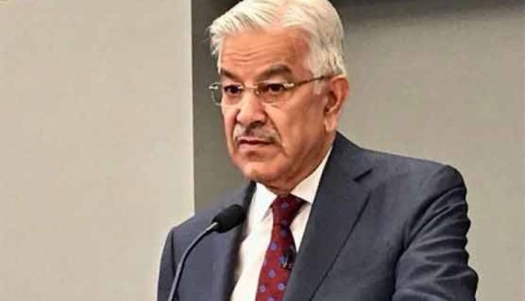 'کچھ اراکین پارلیمنٹ ہاؤس پیدل چل کر آتے ہیں'، خواجہ آصف نے ایم این ایز کی تنخواہ بھی بتا دی