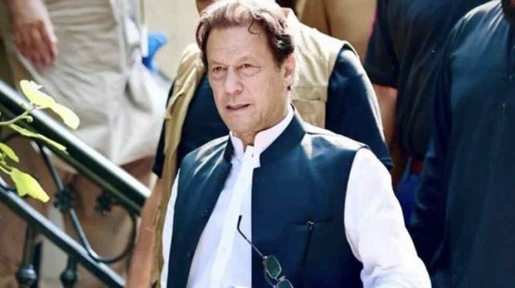 عمران خان کے خلاف کتنے مقدمات زیرالتواء، کس میں گرفتاری کا خدشہ؟ تفصیلات سامنے آگئیں