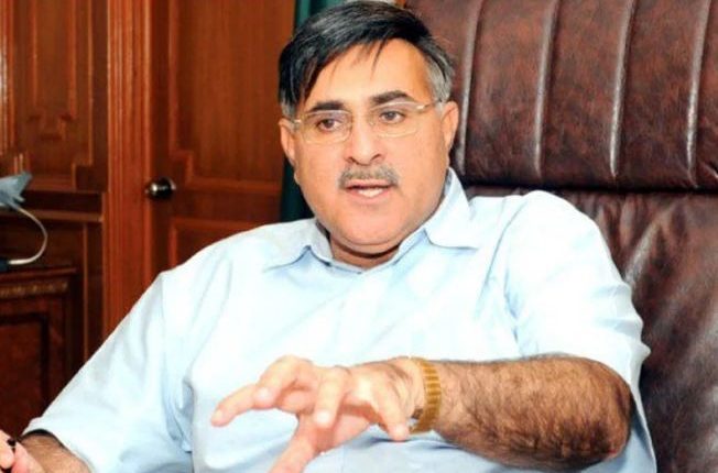 قبضہ گیر سن لیں لسبیلہ اور حب میں بحریہ ٹاﺅن بننے نہیں دیں گے، اسلم بھوتانی