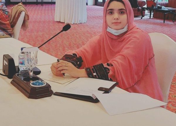 بلوچستان کا سماج روایتی، بوسیدہ اور پسماندہ گردشوں میں جکڑا ہوا ہے، کلثوم نیاز بلوچ