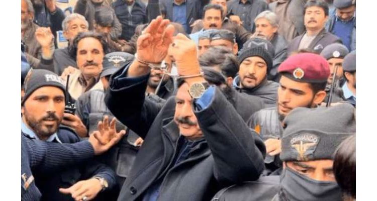 شیخ رشید کیخلاف کراچی اور بلوچستان میں درج مقدمات معطل کر دیئے گئے