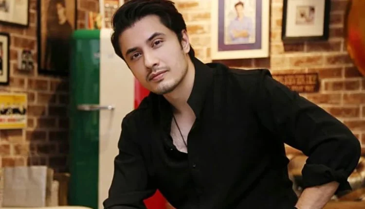 اگر عوام کو پی ایس ایل ترانہ اچھا نہیں لگا تو بھائی حاضر ہے ، علی ظفر