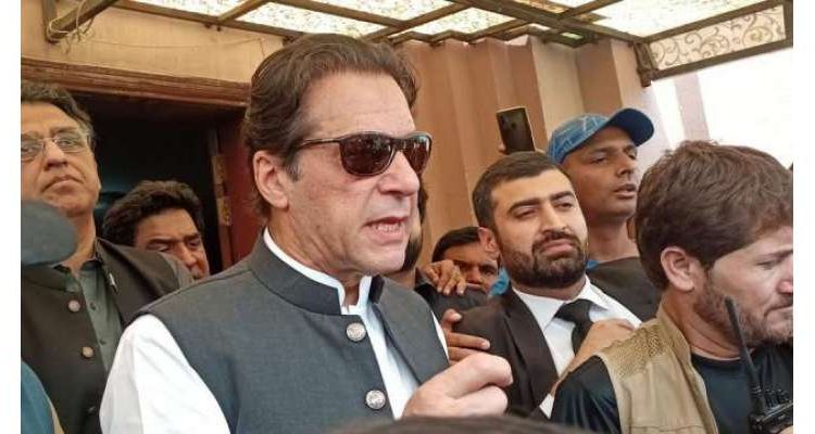 عمران خان کی مقدمے سے دہشت گردی کی دفعات حذف کرنے کی درخواست