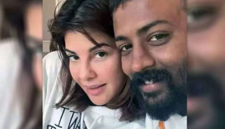 'میں تم سے وعدہ کرتا ہوں...'،سکیش چندر شیکھر کی ہولی پرجیکولین فرنینڈس کیلئے نیک خواہشات کا اظہار