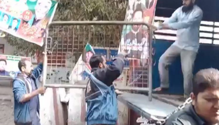 عمران خان کی رہائشگاہ کے باہر لگے کیمپ میں اچانک آگ بھڑک اٹھی