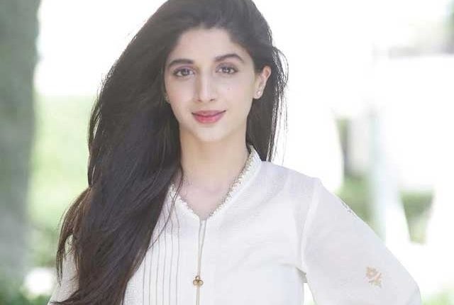 ماورا حسین پشاور زلمی کے کپتان بابراعظم کی حمایت میں سامنے آگئیں