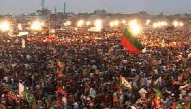 مینار پاکستان جلسہ، حکومت کا انکار، تحریک انصاف کا اصرار، ایک دن آگے بڑھا دیا