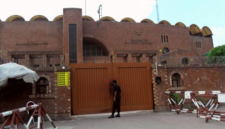 پی ایس ایل کے دوران جواء کمپنیوں سے معاہدے کا معاملہ، بورڈ نے تحقیقات شروع کردیں، اب تک کیا پتہ چلا؟