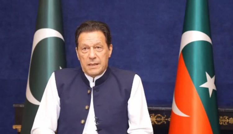 کارکنان کے گھروں پر چھاپے، عمران خان کا ردعمل آگیا