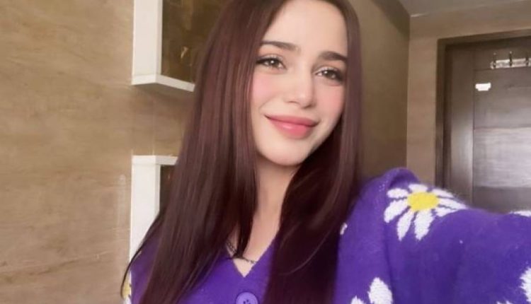 آئمہ بیگ نے اپنا نام استعمال کرنے پر پاک فیسٹ کے منتظمین کو آڑے ہاتھوں لے لیا