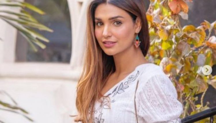 آمنہ الیاس کی " آئٹم نمبرز " کو سپورٹ کرنے کی وجہ سامنے آگئی