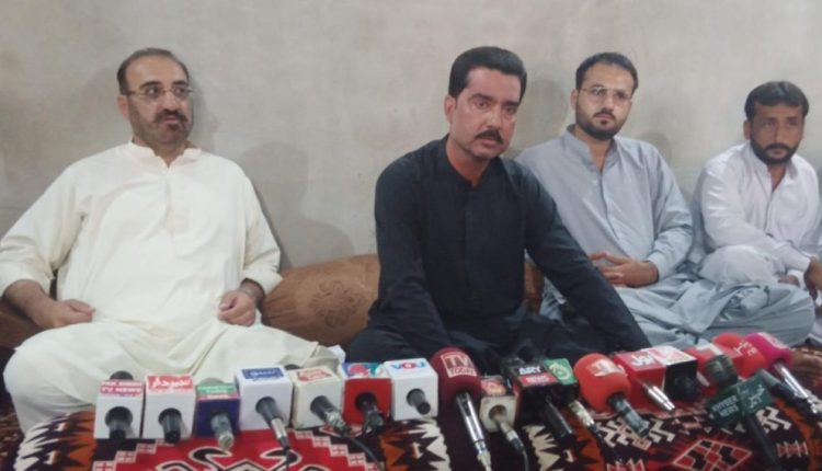 سردار خان رند پر ہونے والے حملے کو سیاسی رنگ دینا قابل افسوس امر ہے،میر فرید رئیسانی