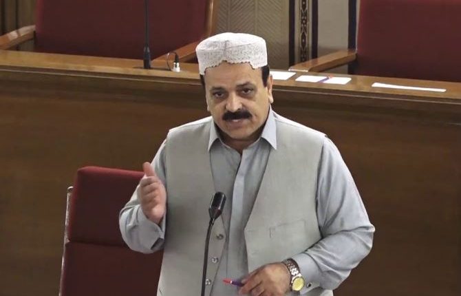 ہماری ماﺅں نے ہمیں پیٹھ دکھا کر بھاگنا نہیں سکھایا، حقوق کیلئے بلوچوں کو متحد ہونا ہوگا، اسد بلوچ