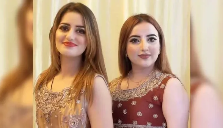 میری غیر اخلاقی وائرل ویڈیوز عائشہ ناز اور صندل خٹک نے کیوں لیک کیں ؟معروف ٹک ٹاکر ز نے اندر کی بات بتا دی