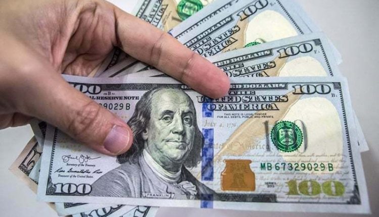 مسلسل تیزی کے بعد ڈالر کی قیمت گر گئی
