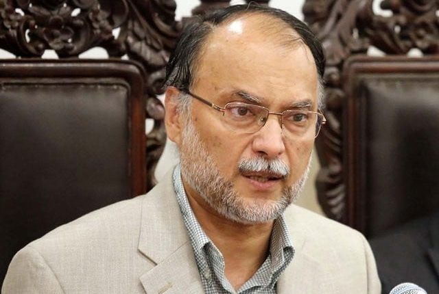 پاکستان کو سیلاب سے 30 ارب ڈالر کا نقصان ہوا،احسن اقبال